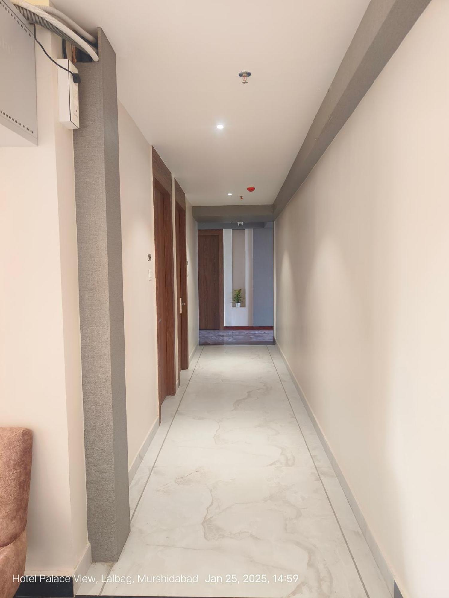 Hotel Palace View Murshidabad Екстериор снимка